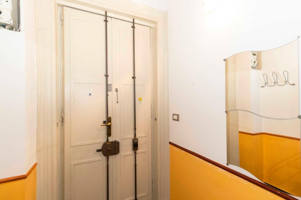 Apartment Colourful & Cozy Cenisia Turin